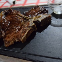 Bistecca carne alla brace